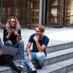 Estudiantes internacionales Erasmus disfrutando de Sevilla
